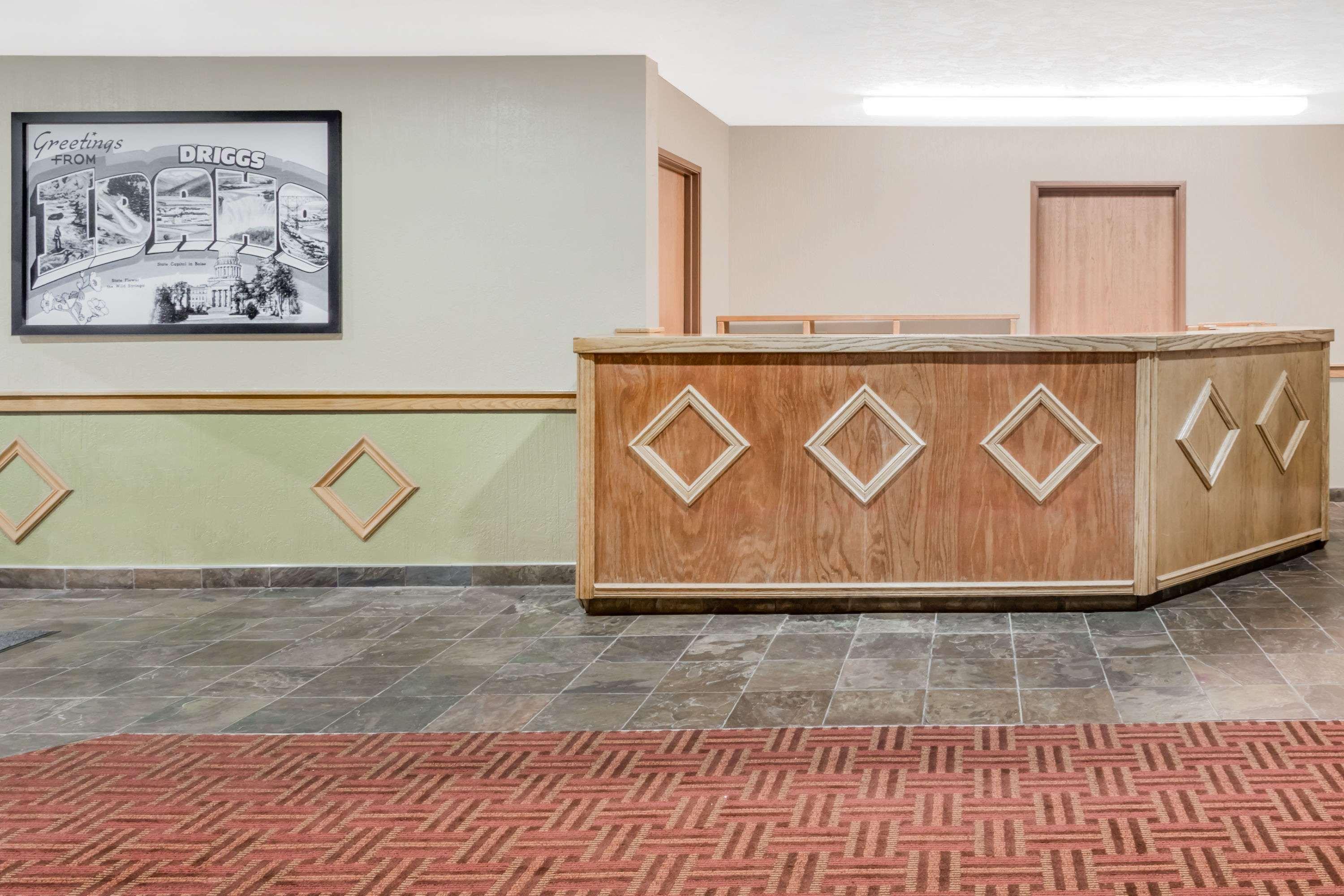 Hotel Super 8 By Wyndham Driggs Exterior foto