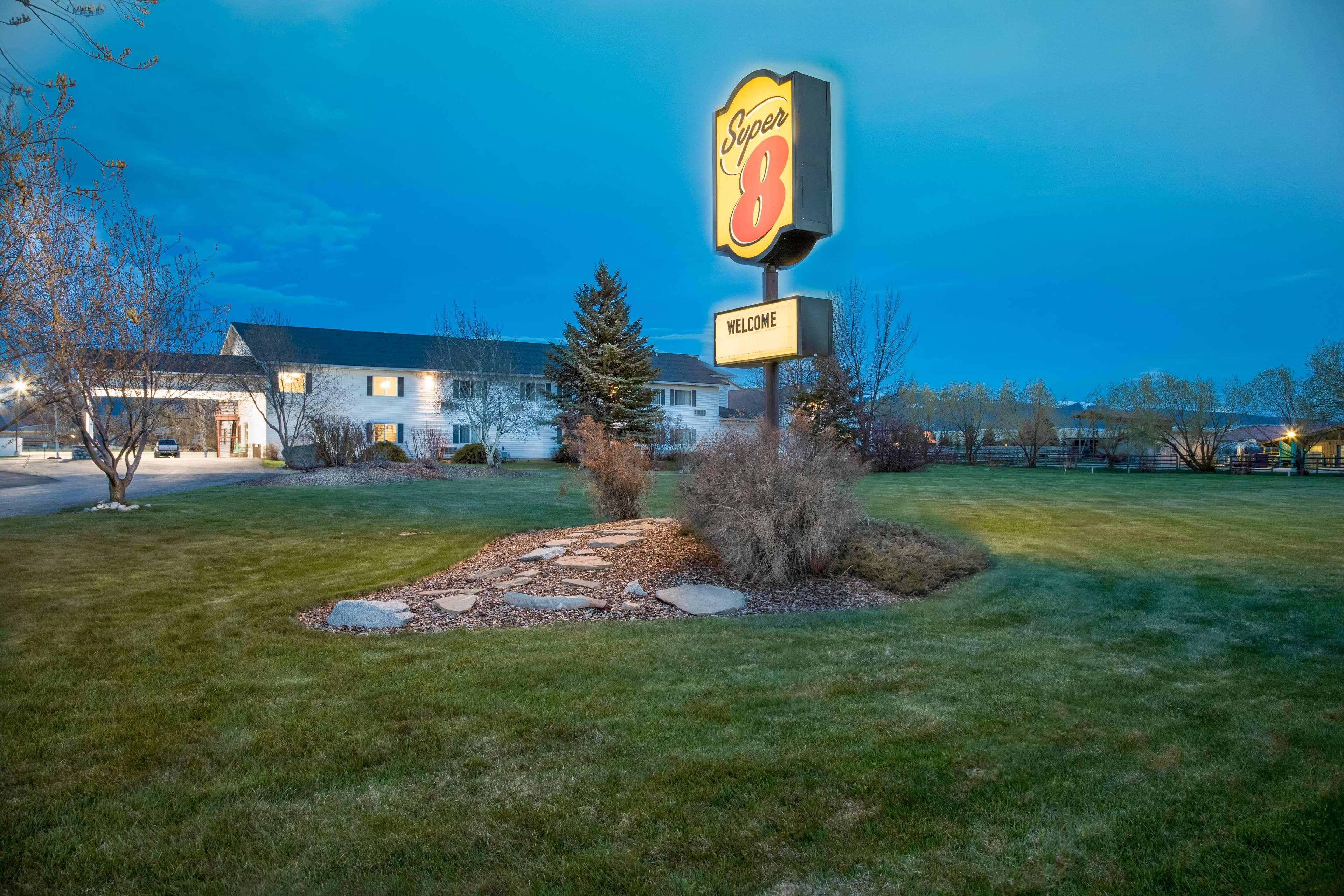 Hotel Super 8 By Wyndham Driggs Exterior foto